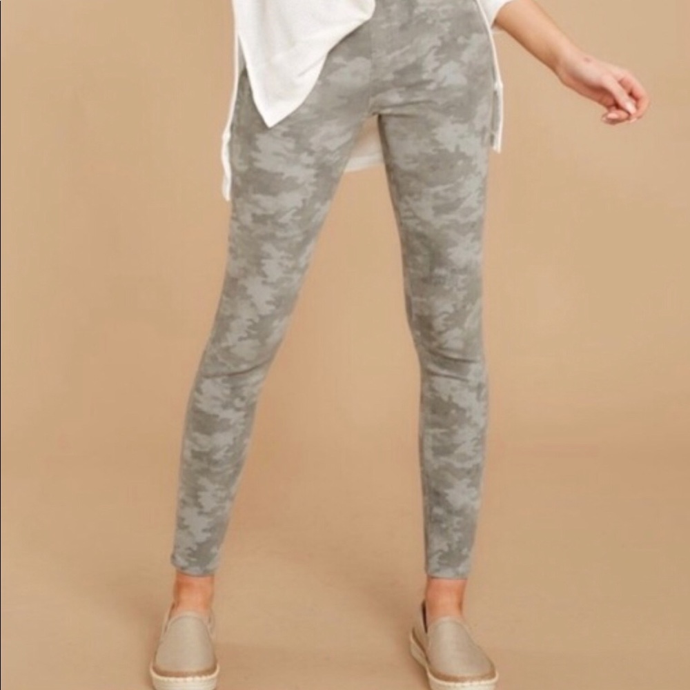 Spanx Women’s Stone Wash Camo Leggings